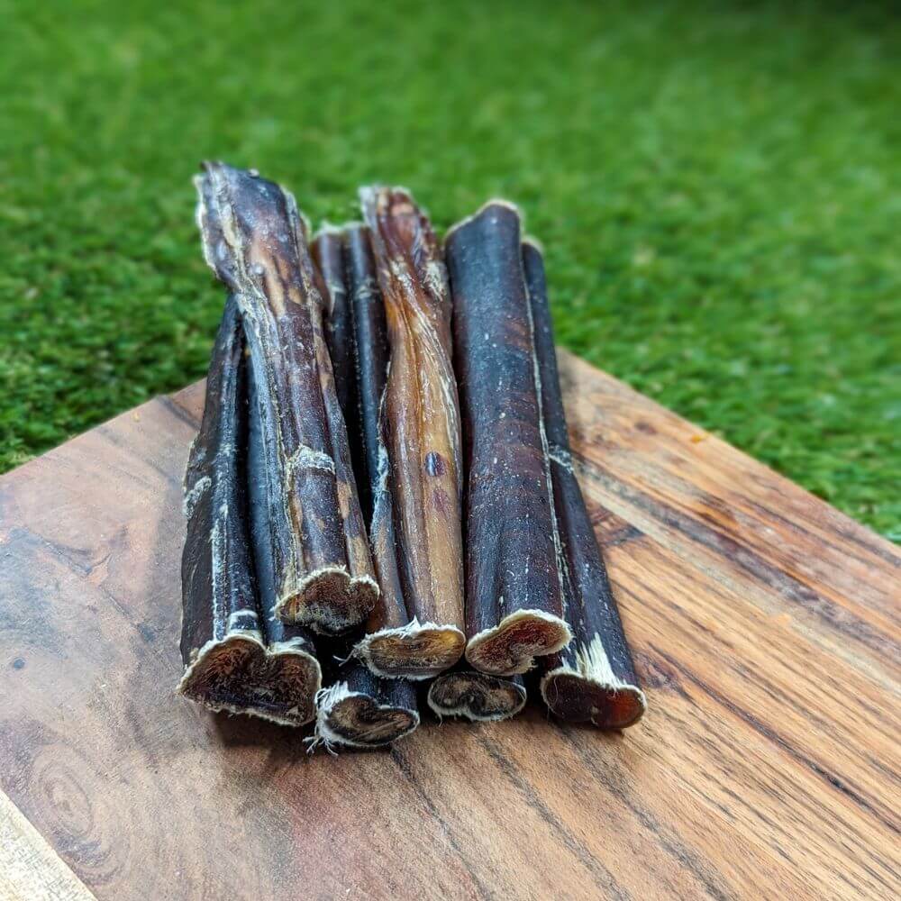 Medium Beef Bully Sticks 7 Pack for plaque removal for medium dogs | Bonza Dog Treats