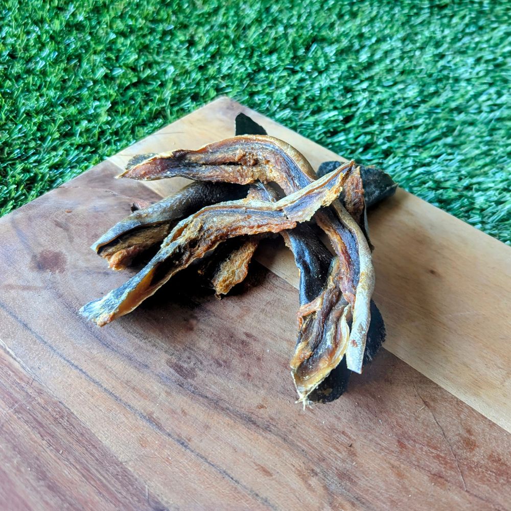 Dog treats strips of mackerel tail flesh Bonza Dog Treats