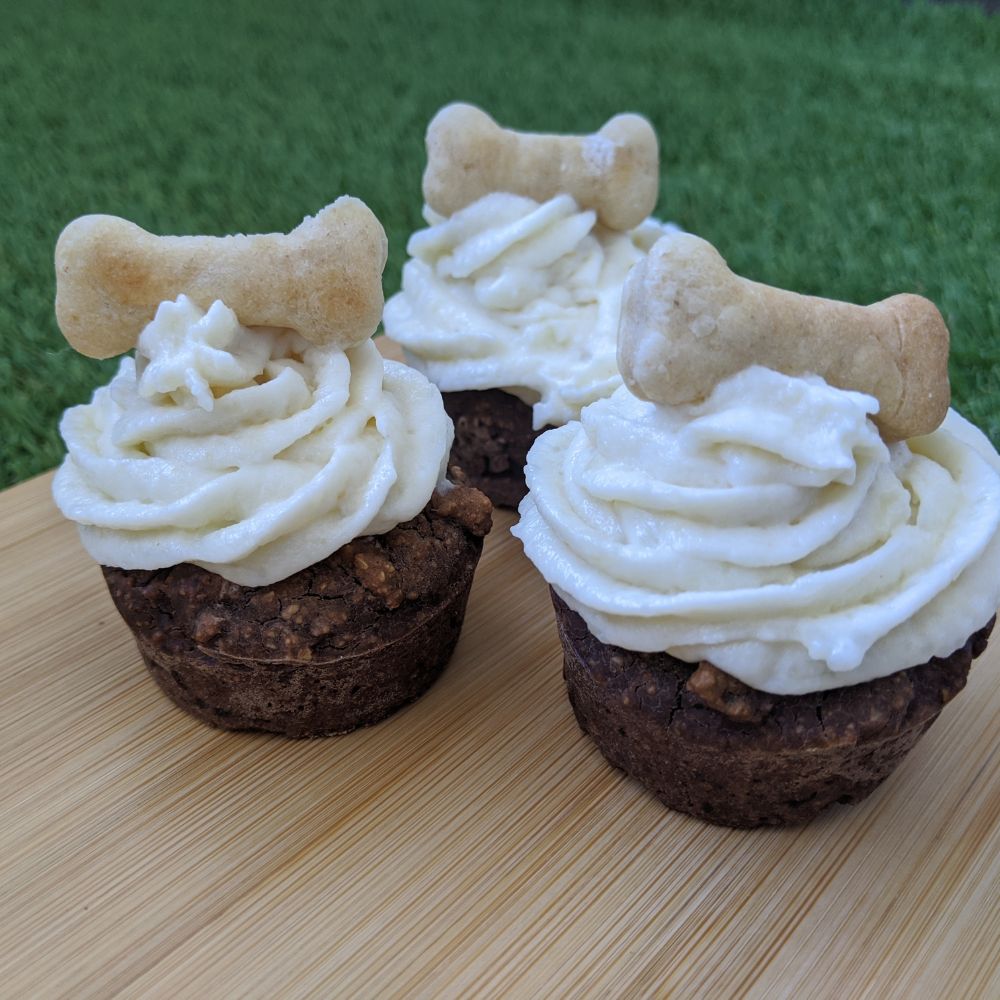 Pupcakes for dog birthday gotcha day pawty party. dog cupcakes healthy recipe