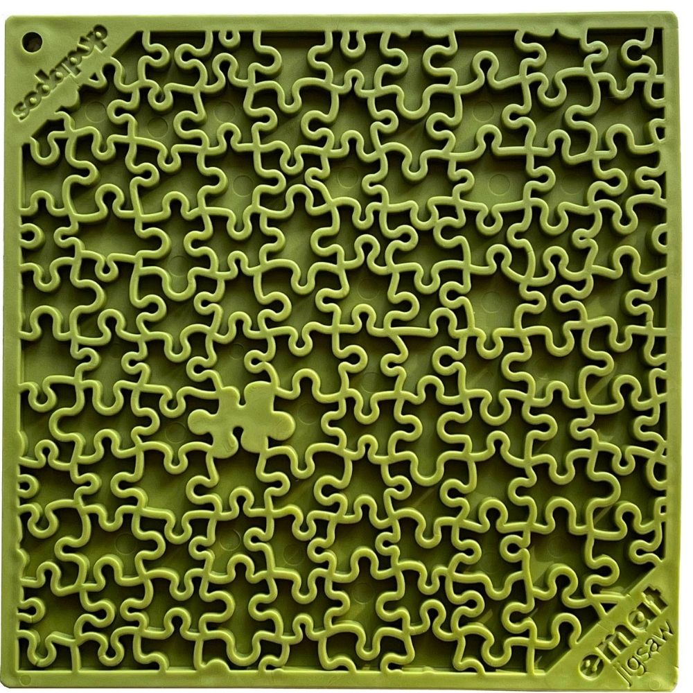Enrichment feeding mat for dogs by Sodapup - Jigsaw design